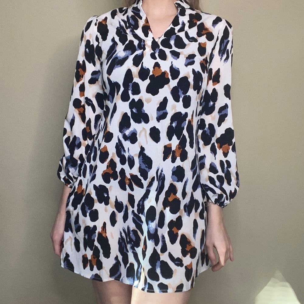 Small Cheetah White Flowy Bishop Sleeve Sheath Dress